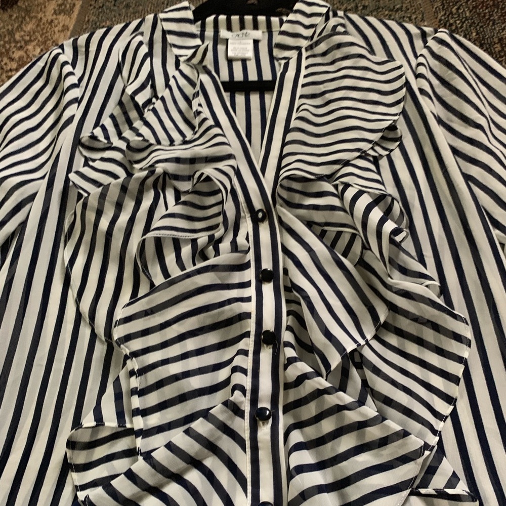 Cache Ruffle Top - image 2